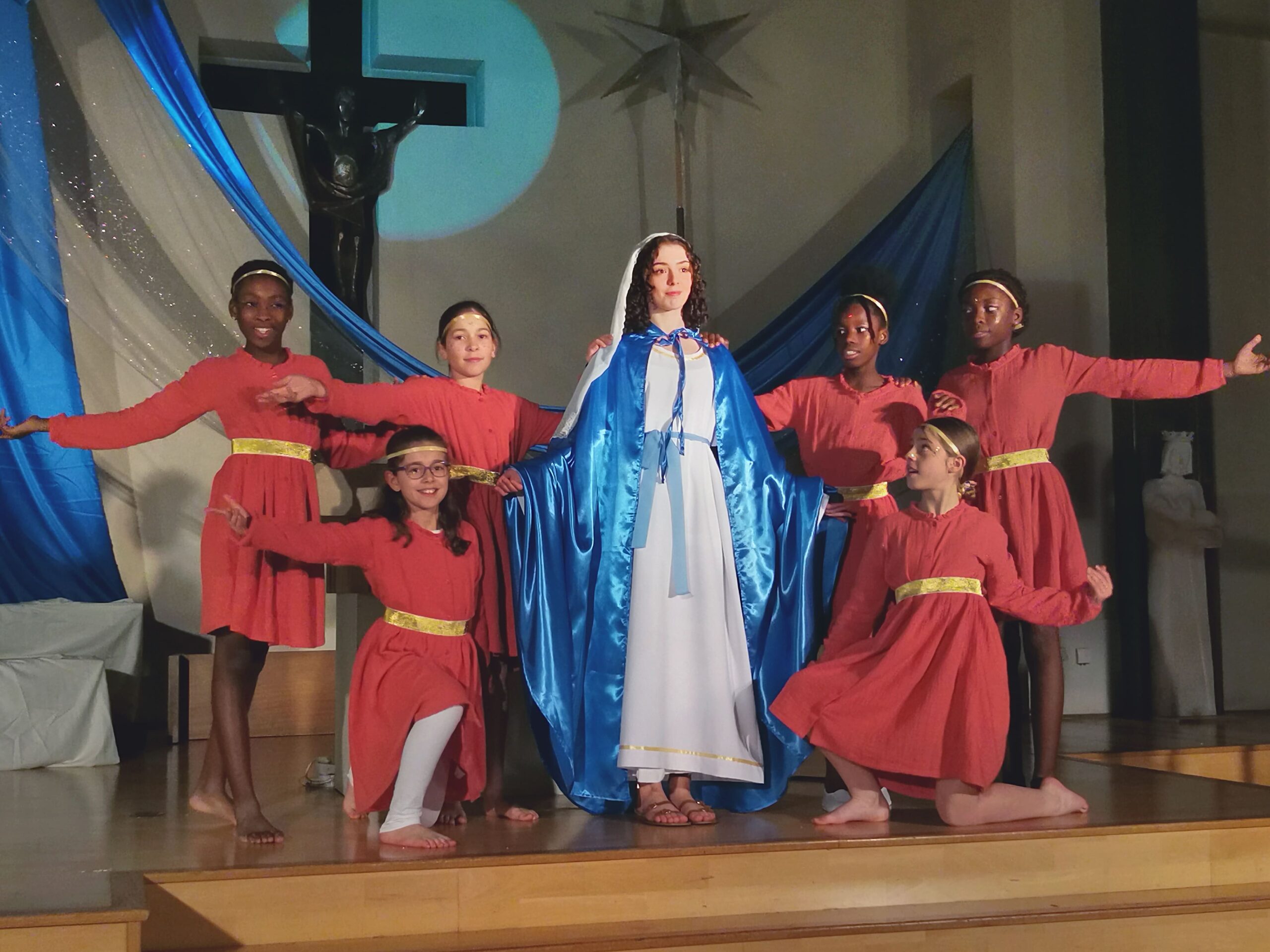 06a La Fête Au Village